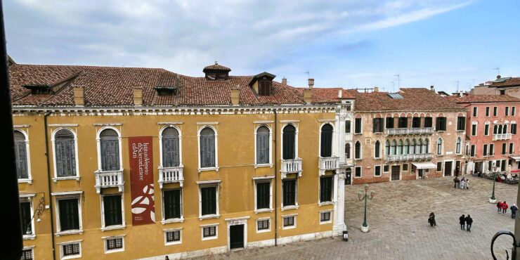 Campo Santo Stefano splendido attico con affaccio pittoresco Campo Santo Stefano splendido attico con affaccio pittoresco